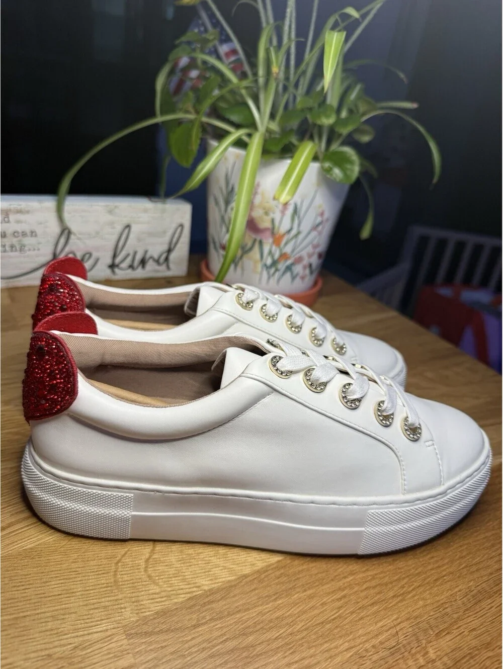 White/Red Solid Low Top Lace-Up Cushioned Comfort Athletic Sneaker Heart